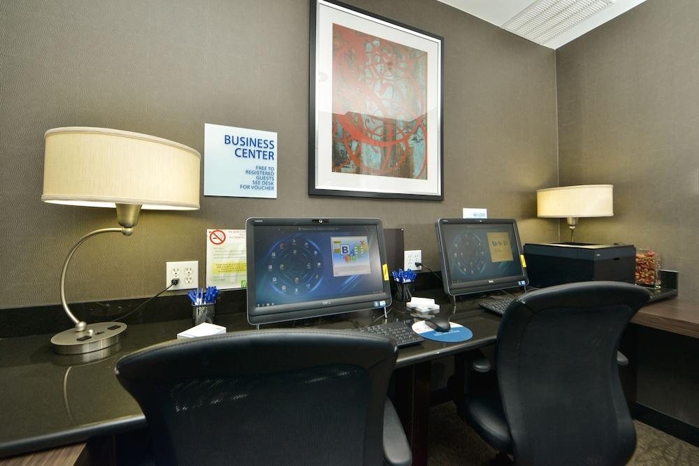 Holiday Inn Express Kennedy Airport, An Ihg Hotel New York Exterior foto