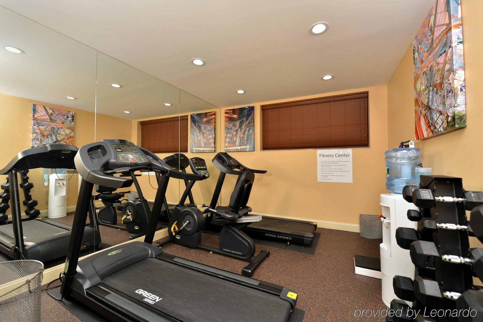 Holiday Inn Express Kennedy Airport, An Ihg Hotel New York Exterior foto