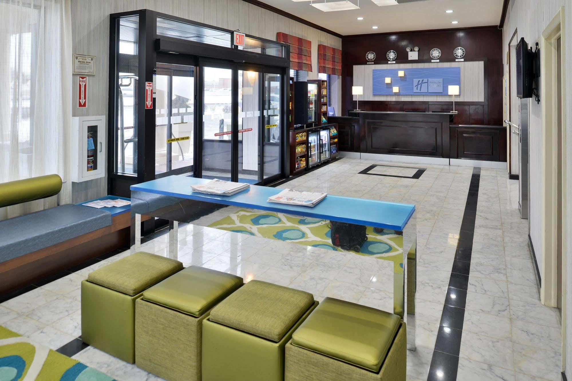 Holiday Inn Express Kennedy Airport, An Ihg Hotel New York Exterior foto