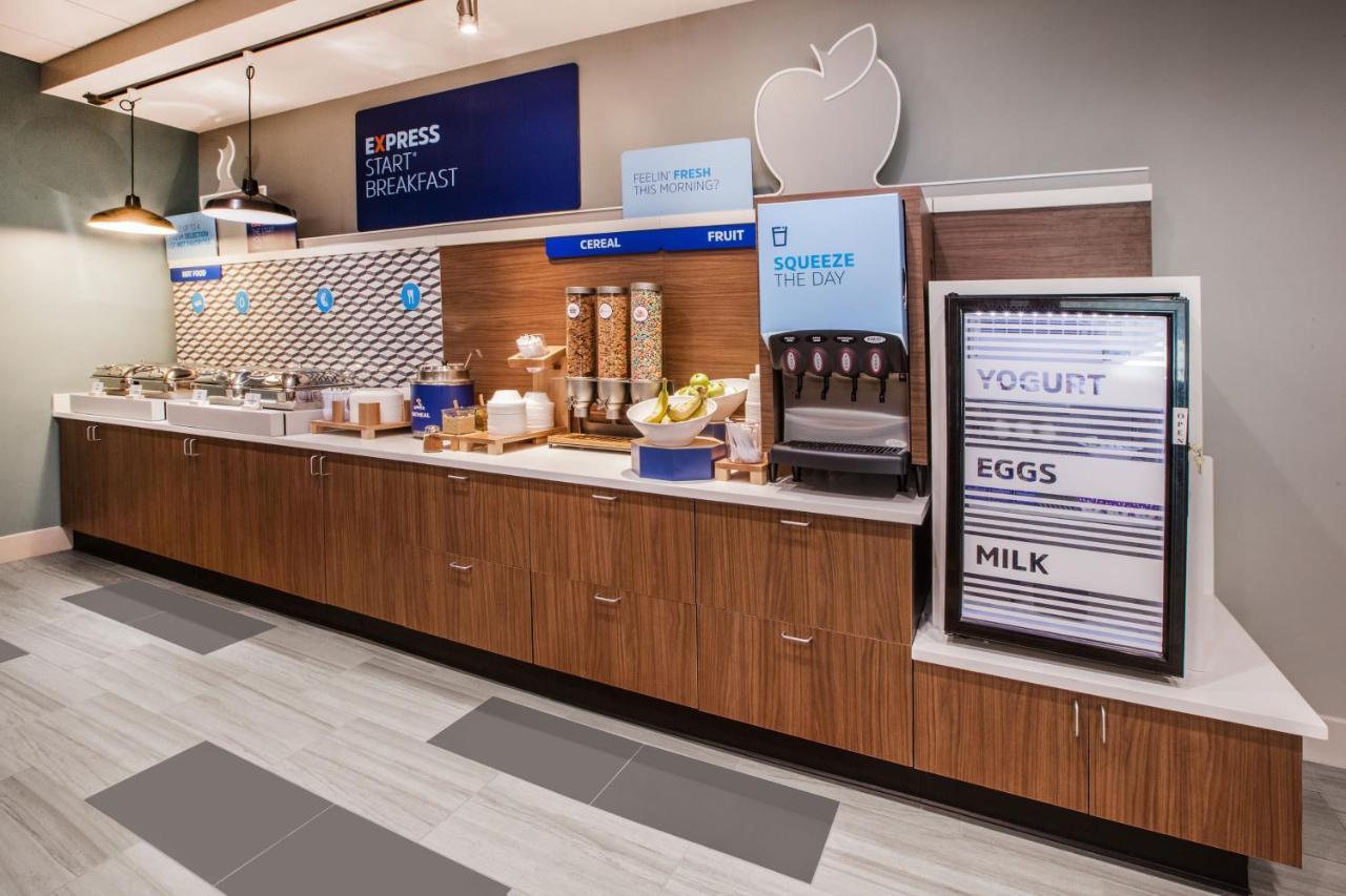 Holiday Inn Express Kennedy Airport, An Ihg Hotel New York Exterior foto